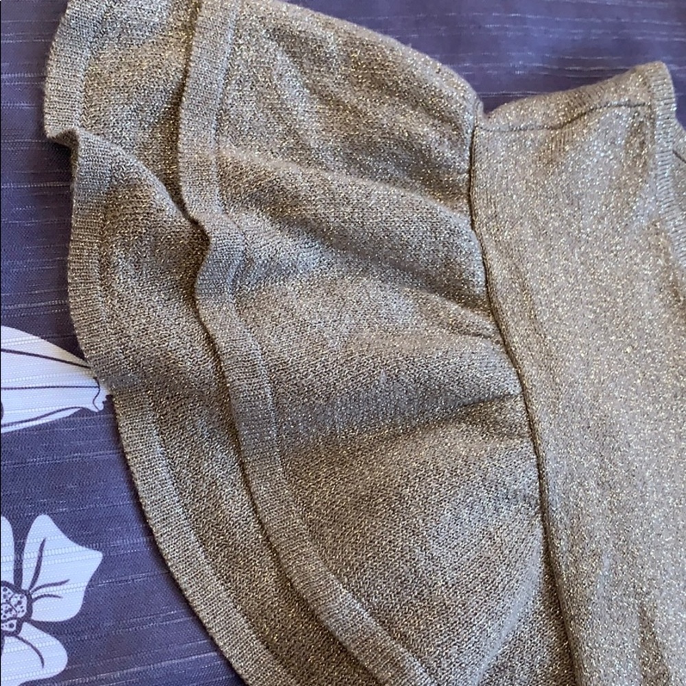 Shimmer Flutter Sleeve Top - Picture 3 of 5